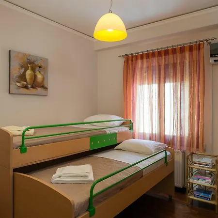 Daire Beachfront Apartment!