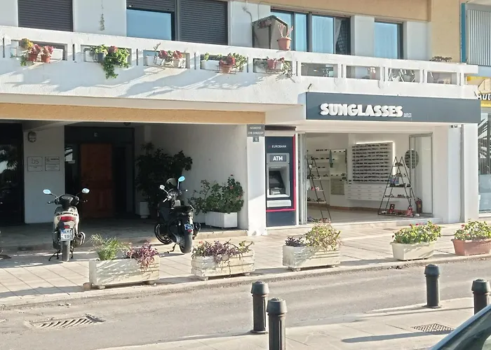 Apartment Beachfront Apartment!