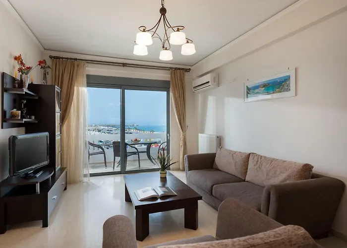 Beachfront Apartment! Апартаменты
