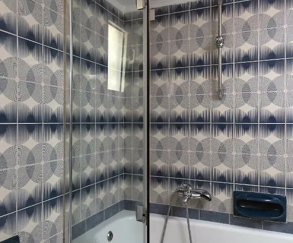 Beachfront Apartment! Апартаменты